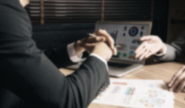 AI懸念で揺れたコンサル株に見直し機運　自転車部品株は底打ち気配